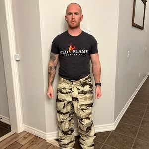 Men’s Burton Snowboard Jacket and Pants